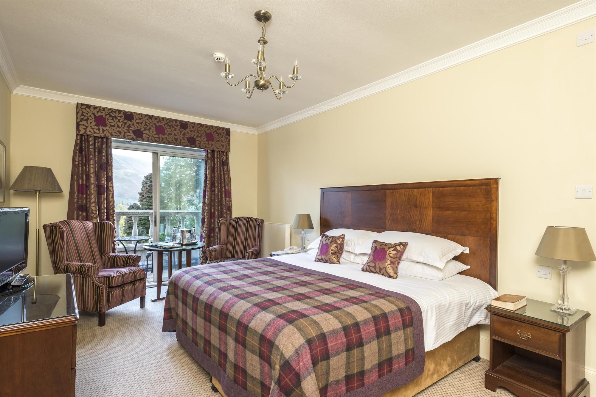 Macdonald Leeming House