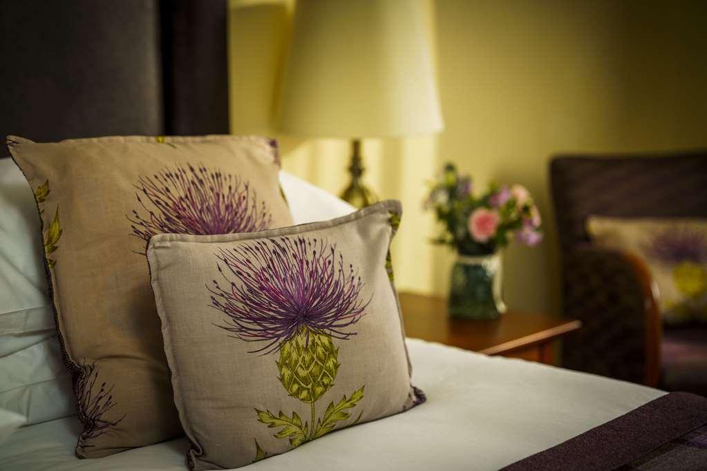 Macdonald Leeming House 4*